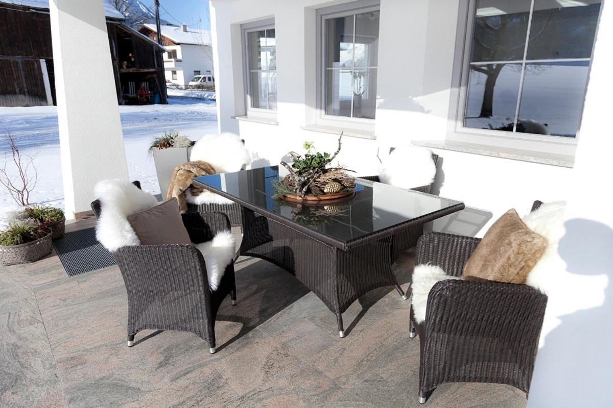 Gaestehaus Weber Oberperfuss Exteriör bild