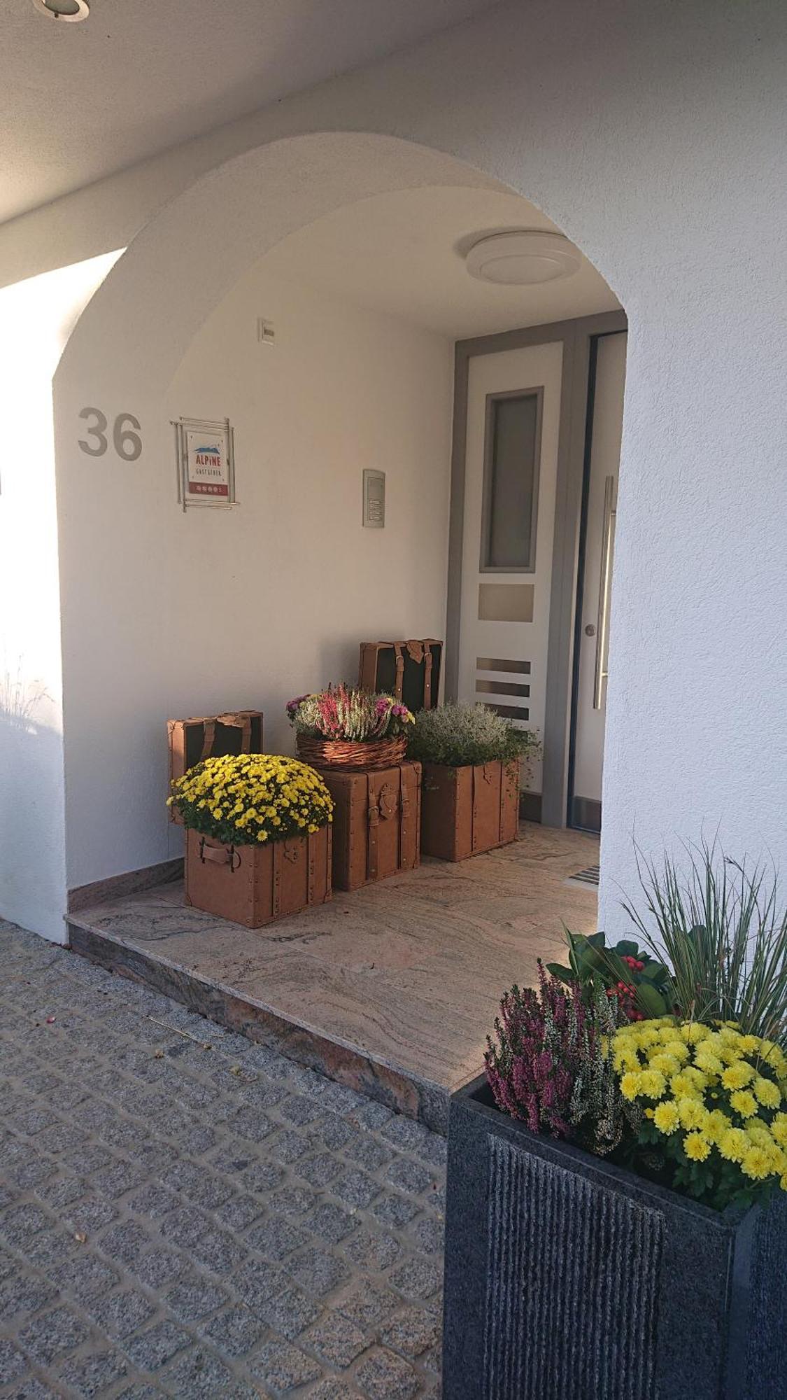 Gaestehaus Weber Oberperfuss Exteriör bild