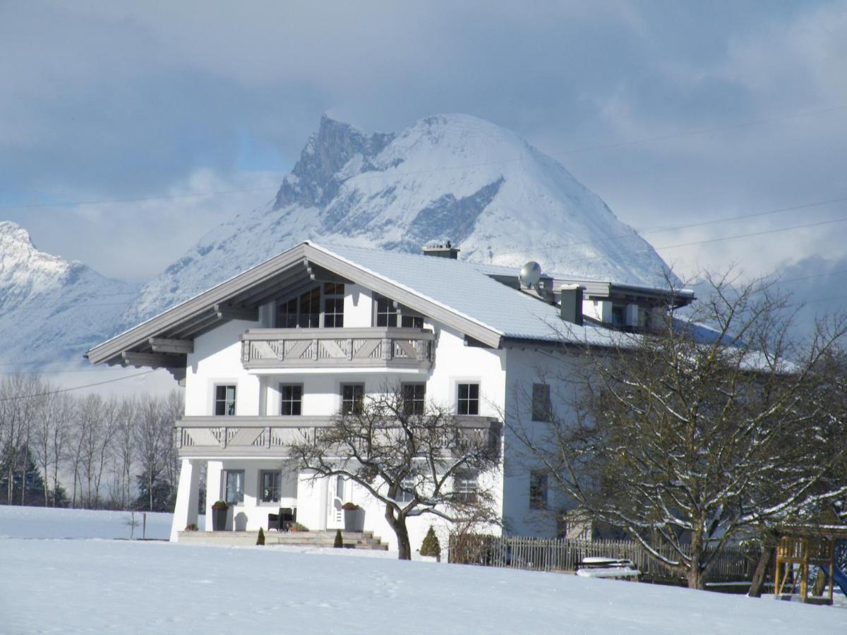 Gaestehaus Weber Oberperfuss Exteriör bild